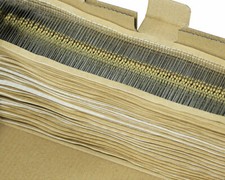 5000pcs Taping 1/4W Carbon Film Resistor ±5% 0.25W 126 Values Available