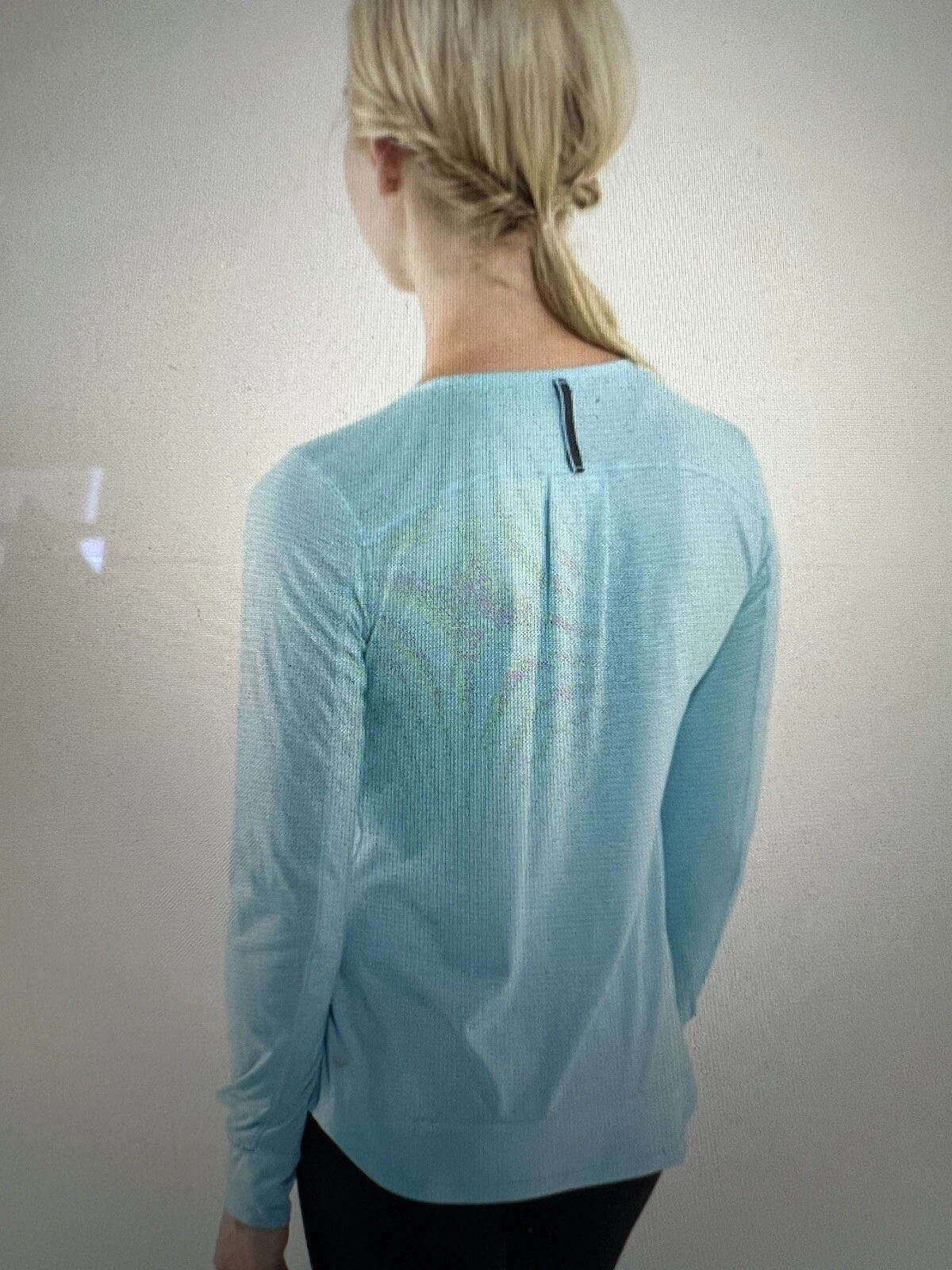 Lululemon 6 Race Me Long Sleeve Top Heather Blue Moon Striped Reflective