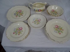 Cunningham & Pickett Petipoint Home Laughlin Virgina Rose 22 KT Gold trim 13 pcs