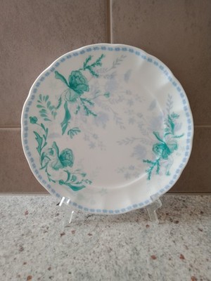 Maxwell & Williams. Charming Atlantis. Small Plate. (19.5cm). Made In China.