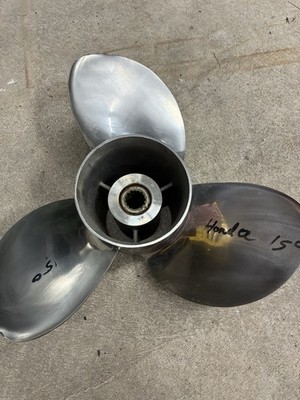 Honda 225 Propeller