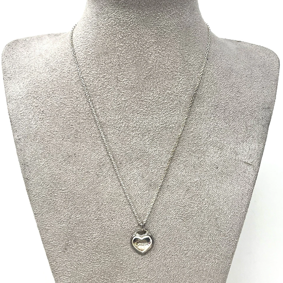 Collar de cadena Coach vintage de plata de ley 925 con dije de corazón Foto 2 de 4