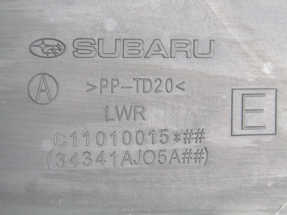 2013-2014 Subaru Outback preto acabamento da tampa da coluna de direção superior e inferior fabricante de equipamento original - Imagem 4 de 4