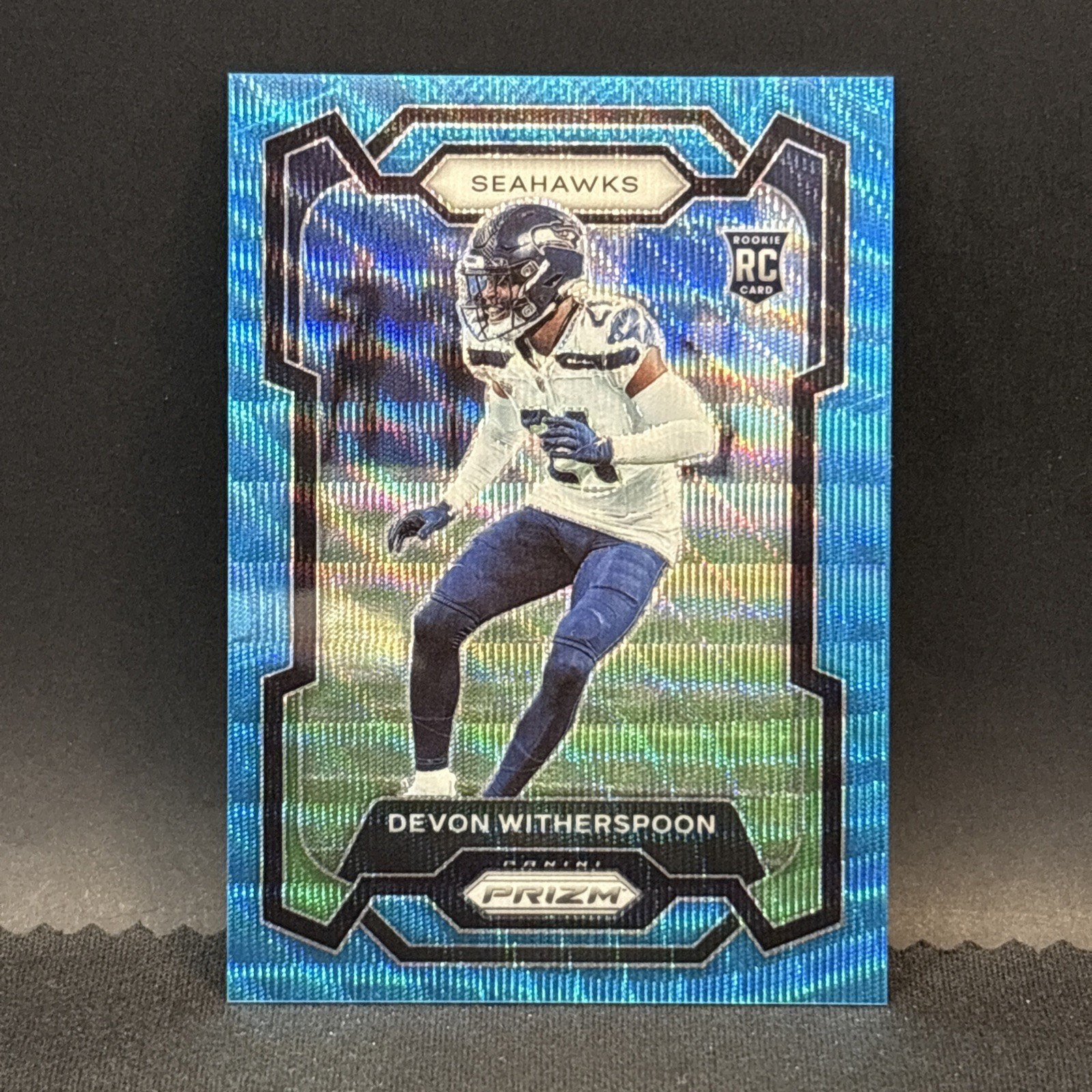 #29/199 - 2023 Panini Prizm #389 Devon Witherspoon Blue Wave RC
