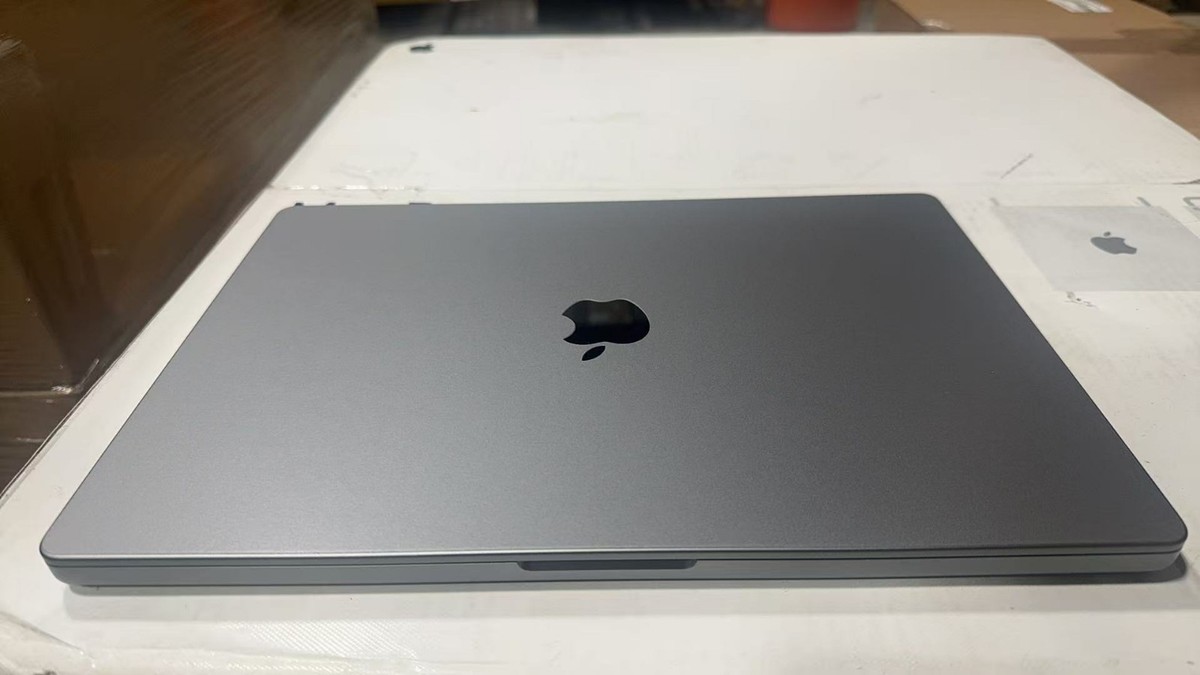 2021 Apple MacBook Pro 16