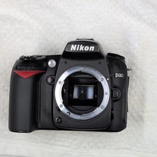 Nikon D90 DSLR Camera Body   Tested  Working   Clean Condition