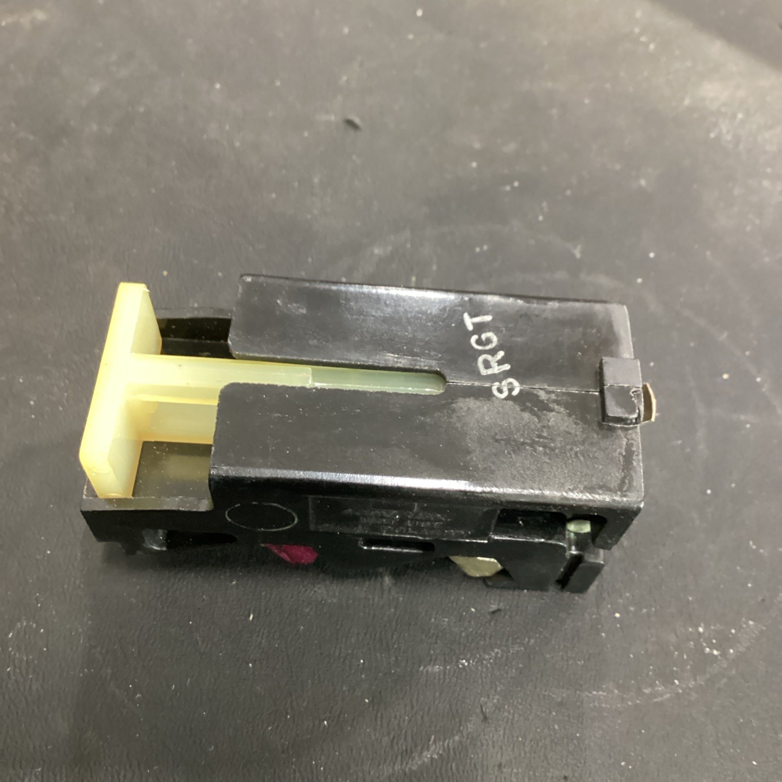 NEW GENUINE WESTINGHOUSE L-56 ELECTRICAL INTERLOCK AUXILLARY CONTACT 1NO-1NC NOS