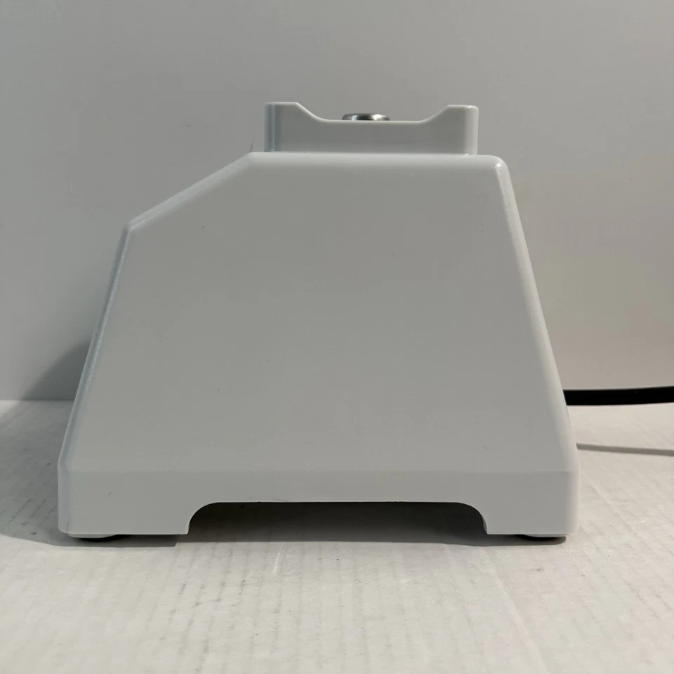 BlendTec Total Blender ES3 Motor Base Solo Blanco Probado Funciona Bajo Cuenta 1717 Foto 2 de 4