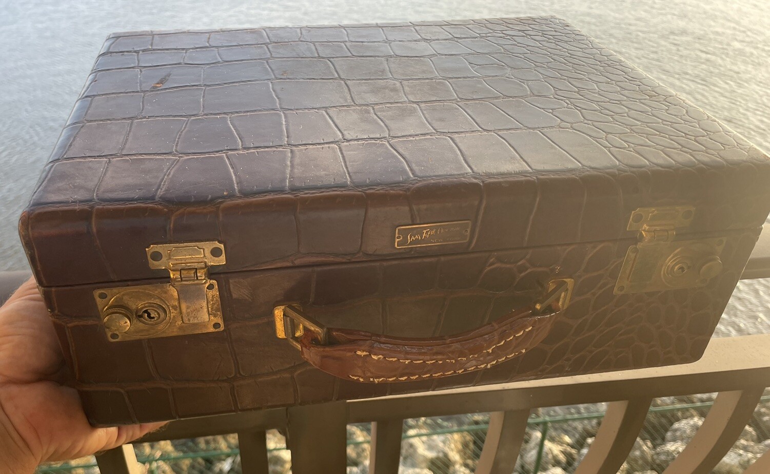 Picture 9 of 24