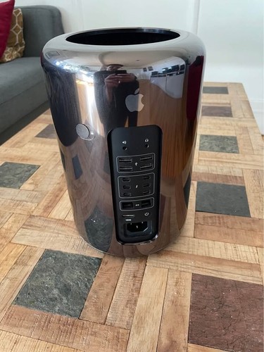 Apple Mac Pro | 2,7 Ghz 12 cœurs | Double AMD 700 | 64 Go RAM | 256 Go SSD - Afbeelding 4 van 7