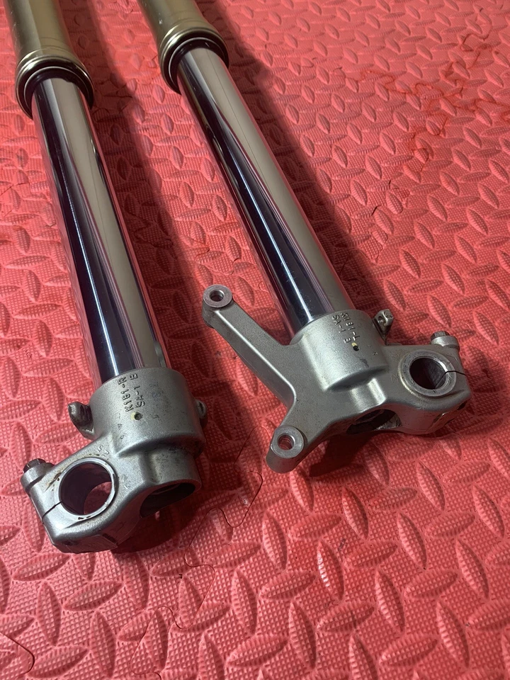 Suspensión de horquilla delantera Kawasaki KX250F KX 250F 2007-2008 necesita reconstrucción Foto 2 de 4