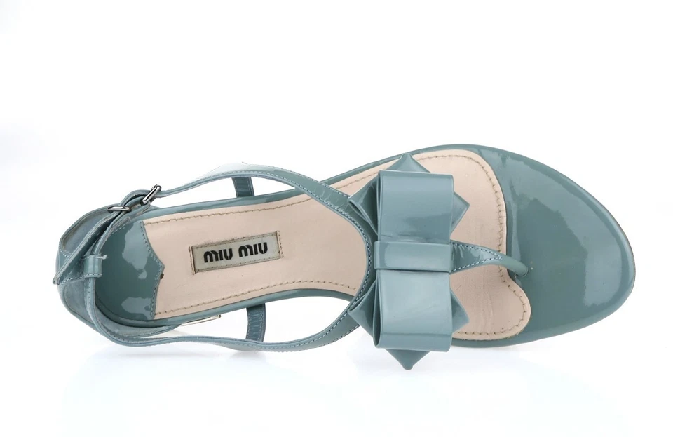 Sandalias con lazo informales de charol MIU MIU VERNICE 5 Lago talla 38,5 Foto 3 de 4