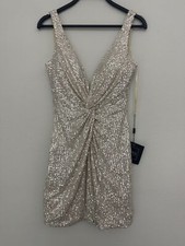 NWT Ieena For Mac Duggal Silver Sequined V-Neck Dress 26496 Size 2