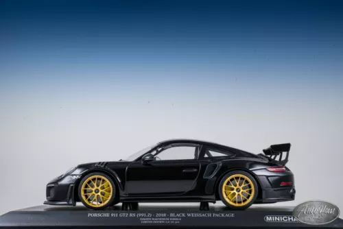 1/18 Minichamps Porsche 911 GT2 RS Weissach Package Black with Gold 1 of 111