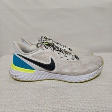 Nike Revolution 5 EXT Mens Size 10.5 White Black Athletic Running Shoes Sneakers