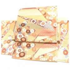 Japanese Kimono Pure Silk Two-Partobi Embroidery That Colors The Four Seasons