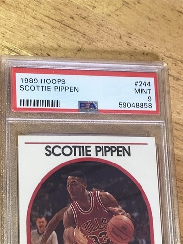 1989-90 NBA Hoops - HOF Scottie Pippen #244 PSA 9 MINT Bulls Basketball - Picture 2 of 4