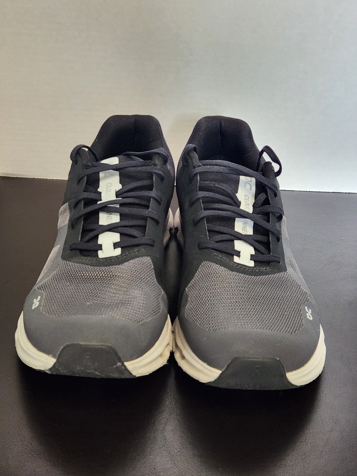 Size 11 - On Cloudrunner Eclipse Frost Mens Runni… - image 2