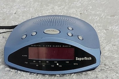 Super Tech Digital Wecker