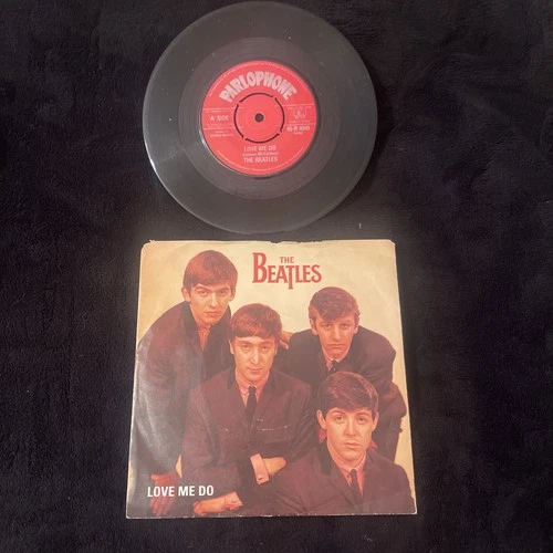 The Beatles 1962 U.K 'Love Me Do' Red Parlophone 45-R 4949