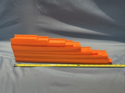 Lot Of 26 Pieces Of Hot Wheels Track 7x17.5  3x17  1x16  4x14  5x12  6x Shorter