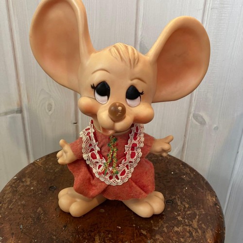 Vintage Topo Gigio soft vinyl doll in lace outfit