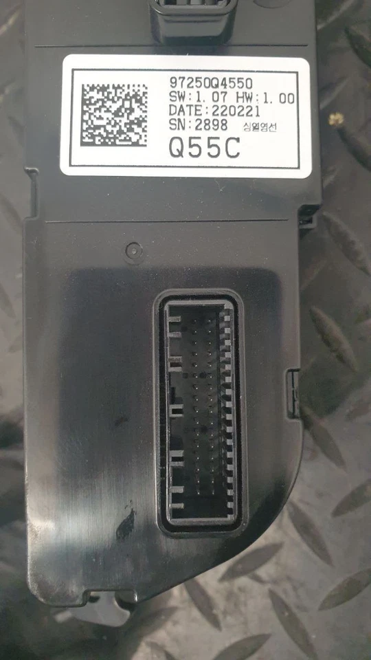 Kia Niro MK1 (DE) 2022 Interior Heater & Climate Control Panel 97250Q4550CA - Image 4 of 4