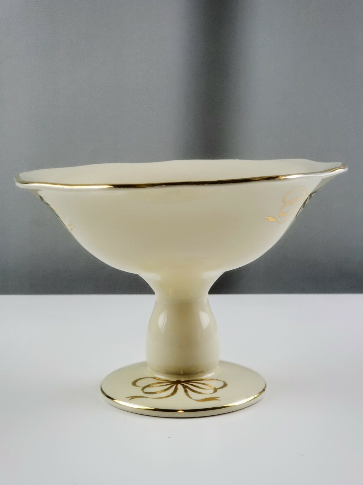 Teleflora Gift Pedestal Serving Bowl by TELEFLORA. centerpiece free