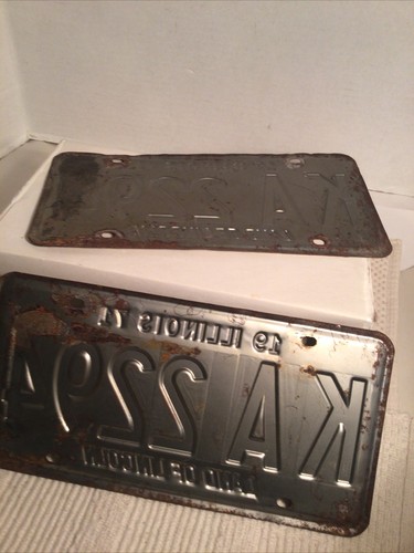 Illinois License Plate 1971 KA2294 Pair Set - Picture 6 of 10