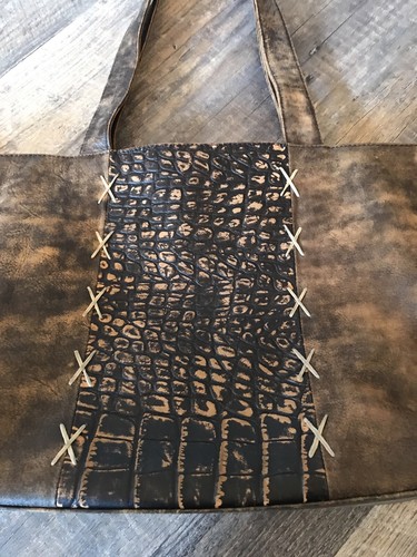 BOLSO DE MANO DE FIRENZE MARRÓN Y CREMA - Imagen 2 de 10