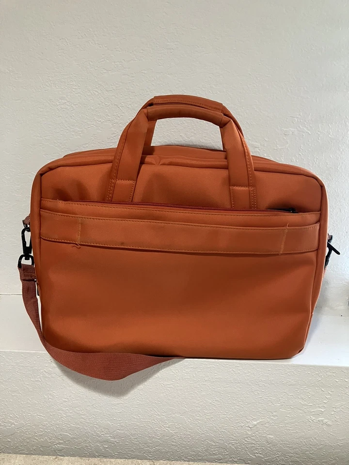 BRINCH Bolso Mensajero para Laptop Color Naranja 15” Ancho Correa para Hombro y Mano Foto 2 de 4