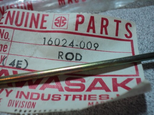 1971-73 KAWASAKI F6 F7 THROTTLE VALVE STOP ROD NOS OEM 16024-009 - Foto 2 di 2