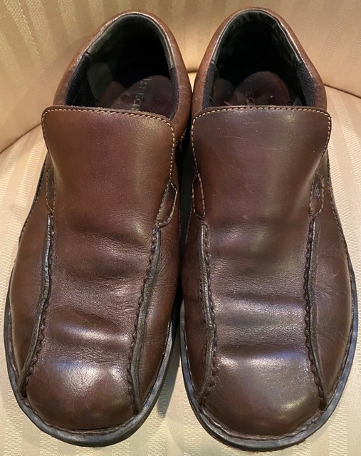 skechers mens leather slip ons