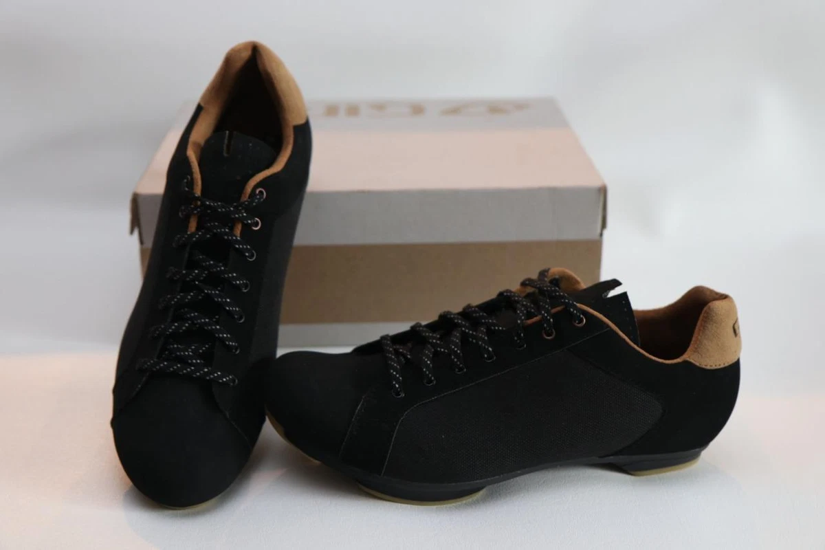 New Giro Men s Republic Mountain Bike Cycling Shoes 41 8 Black MTB