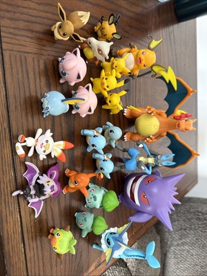 Pokémon Figures Lot Of 23