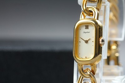 Vintage 1980er-1990er Jahre Orient J90528-40 CS Gold Quarz Damenuhr aus JAPAN