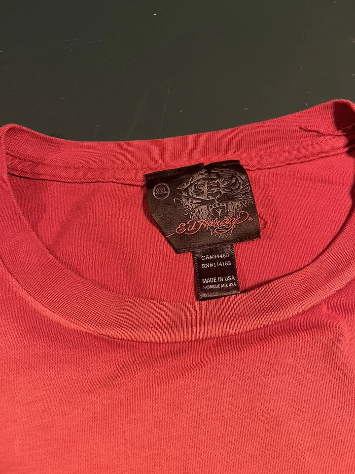 全新 Ed Hardy 五颜六色的头骨花卉金属粉色 T 恤 2XL 设计师纹身艺术 — 第 4/4 张图片