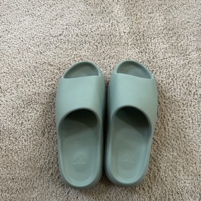 Yeezy Slides Salt