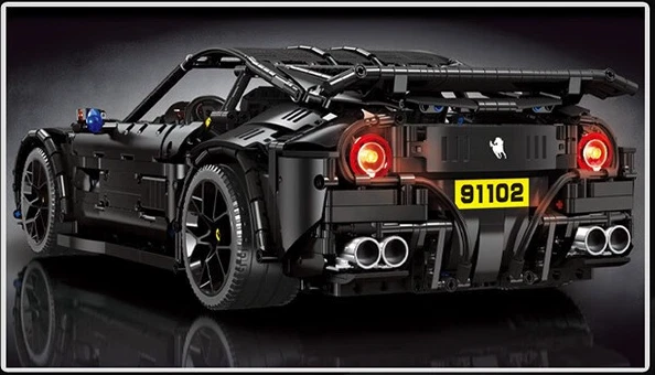 PRESALE NISB Ferrari Berlinetta F12 1:8 Scale Technic Set 3097pcs Motorized LEDs - Image 3 of 4