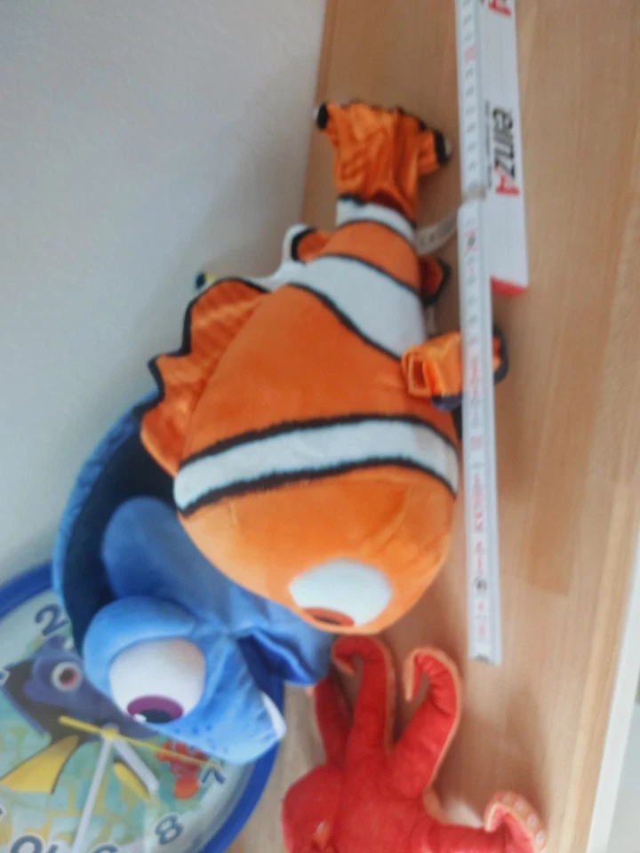 Findet Nemo Disney Paket Plüschtier Wanduhr Kuscheltiere Dorie - Bild 2 von 4