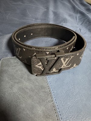 Louis Vuitton LV Initiales Belt - Black 