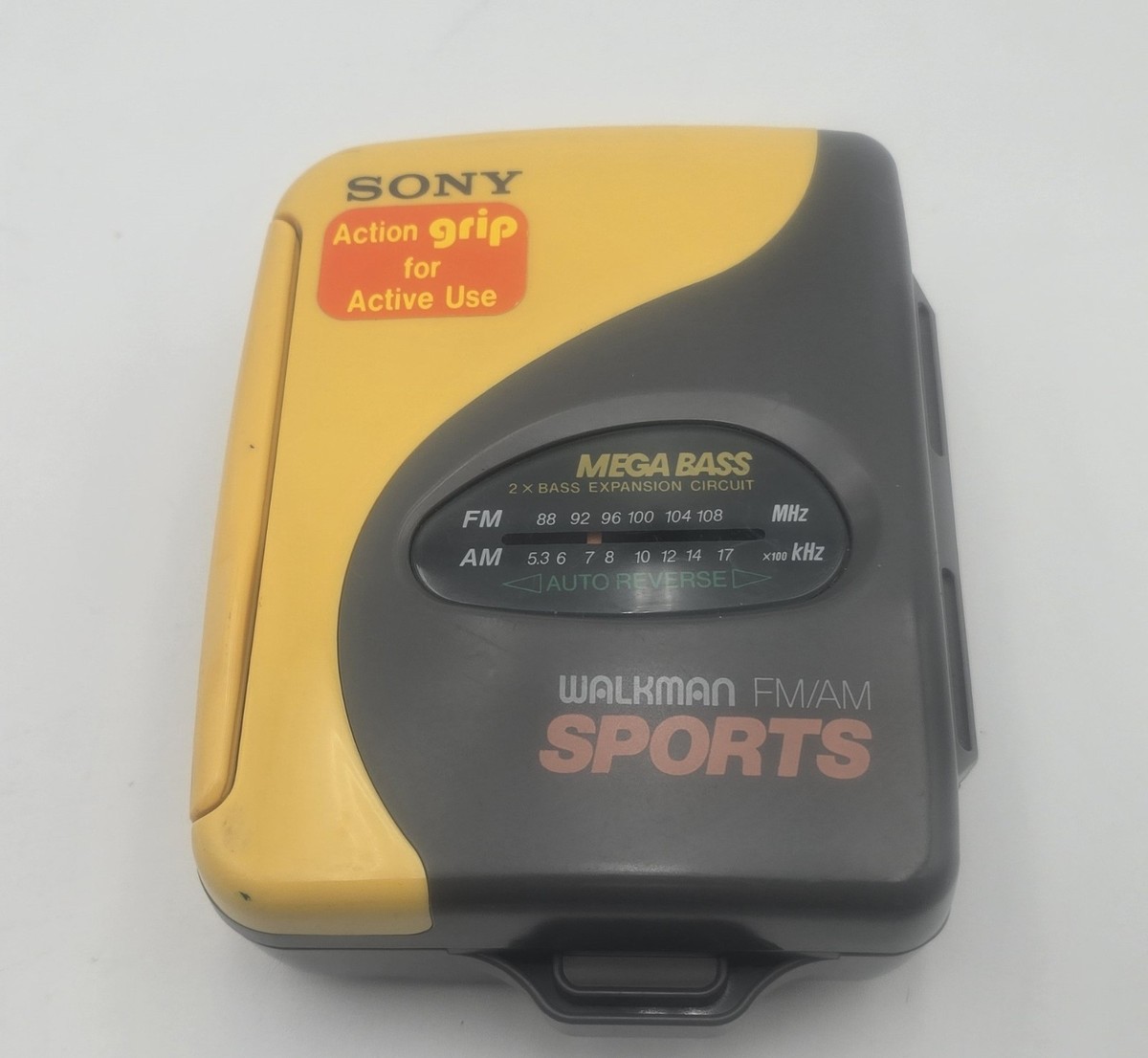 Sony Walkman Sports AM FM Radio Cassette Player WM-SXF33 Mega Bass