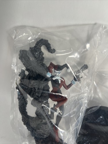 Kotobukiya One Coin Figure Series Batman Season 1 HARLEY QUINN - Picture 11 of 16