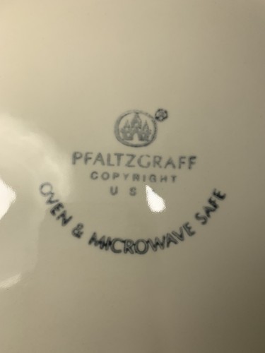 Pfaltzgraff Ocean Breeze Round 9 1/2" 2 Quart Round Covered Casserole - Picture 10 of 10