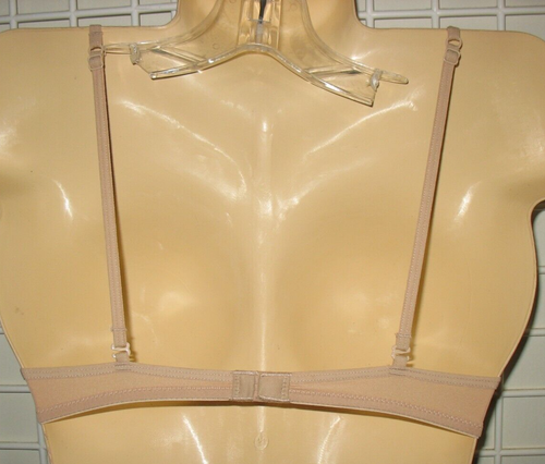 HANES - NEW - 32A - NUDE - UNDERWIRE - MOLDED PADDED CUPS - SMOOTH T-SHIRT BRA - Picture 3 of 3