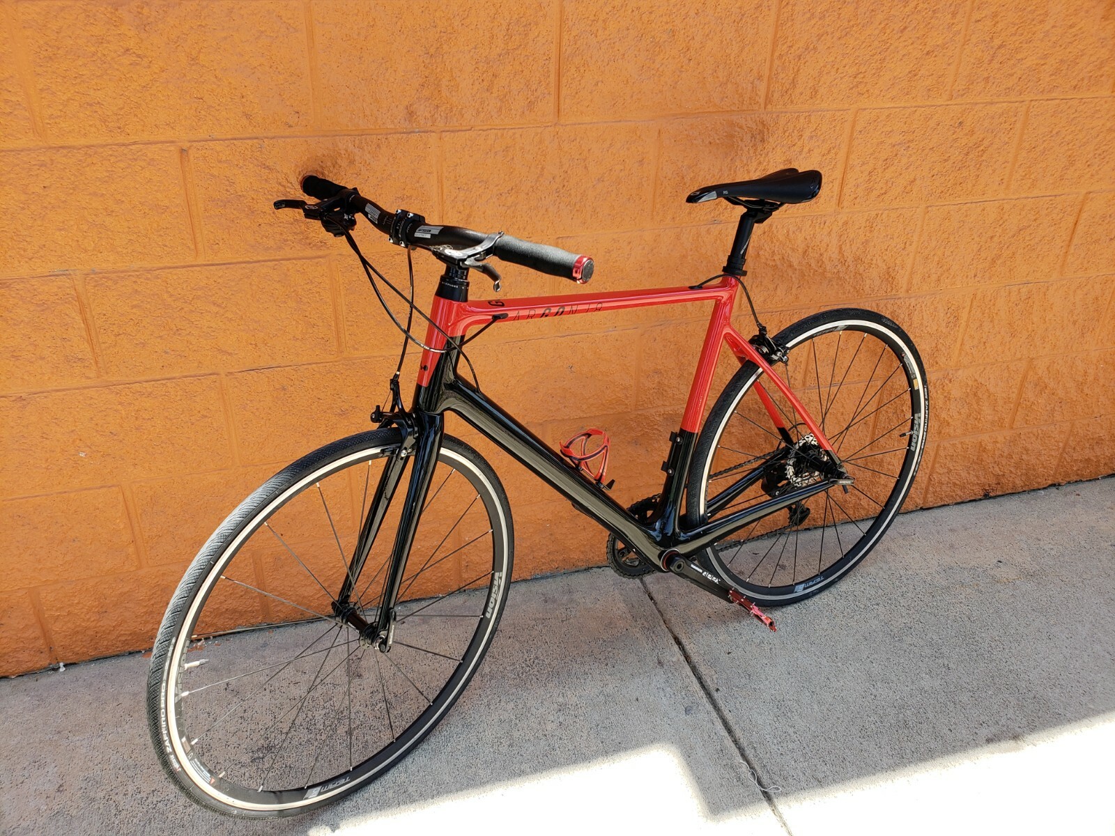 carbon commuter bike