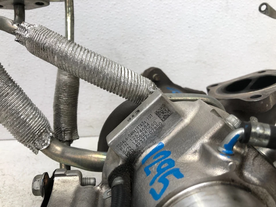 Turbocompresor Cadillac CTS 2015-2018 motor 2,0 L 1295 OEM Foto 3 de 4