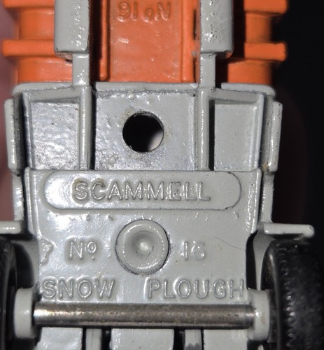 VINTAGE LESNEY MATCHBOX #16 SCAMMELL SNOW PLOW BLACK WHEELS - Picture 5 of 6