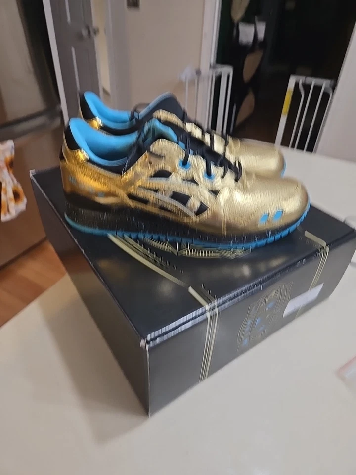 Size 9.5 - ASICS Wale x Villa x Gel Lyte 3 Intercontinental Champion - Image 3 of 4