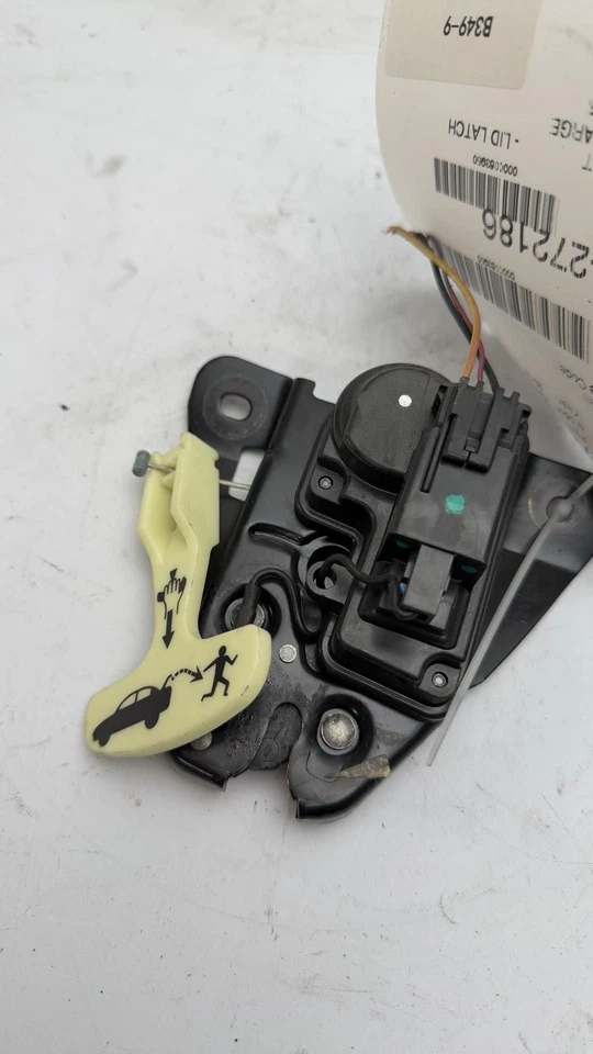 2016 DODGE CHARGER Lid Latch Dodge - Image 3 of 4